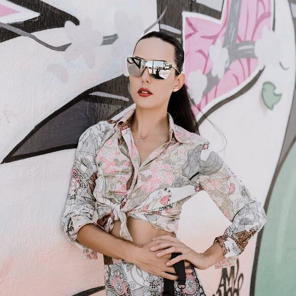 New Chopard Women Shield Sunglasses Pale Gold Frame Gray Mirrored Lens SCH-C20S - Picture 1 of 14